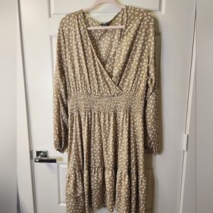 SHEIN Curve 4XL Beige White Long‎ Sleeve Dress